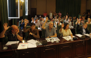 Grupo Municipal do BNG no Pleno Municipal Ribeira. Imaxe de arquivo. Fonte: La Voz de Galicia